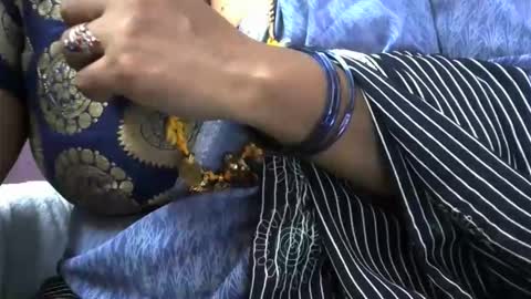 tamil_rathi online show from November 27, 1:52 pm