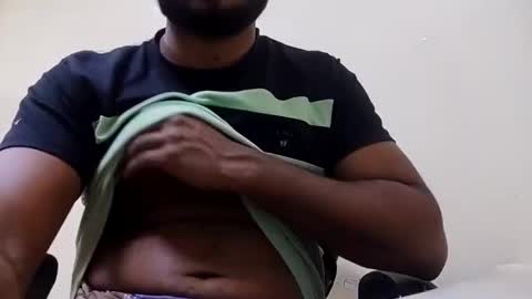 tamilan_da75 online show from January 5, 2:52 pm