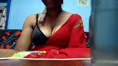 Snapshot of tamilmadhi520 chatting on October 5, 7:21 pm tamilmadhi520 online show from October 5, 7:21 pm