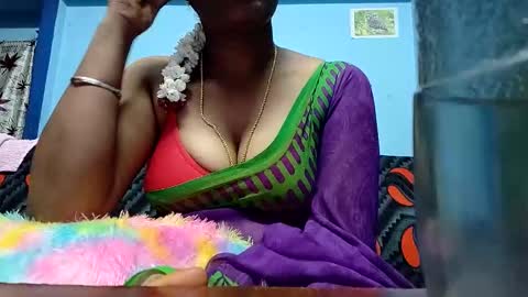 Snapshot of tamilmadhi520 chatting on October 3, 7:11 pm tamilmadhi520 online show from October 3, 7:11 pm