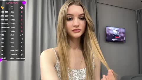 Melissa online show from April 24, 12:40 pm