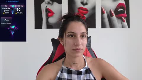 Snapshot of tammyandrade_ chatting on January 28, 8:04 pm tammy online show from January 28, 8:04 pm