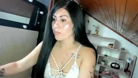 tania online show from February 26, 7:39 pm