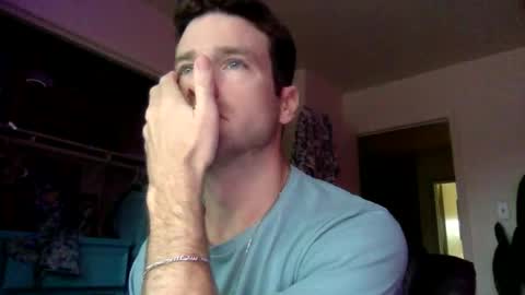 Dr. Love online show from April 18, 7:51 pm