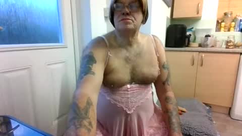 tanya_sissie_somerset online show from December 21, 4:03 pm