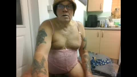 tanya_sissie_somerset online show from January 17, 6:44 pm