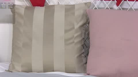 taraharriss online show from January 19, 9:19 am