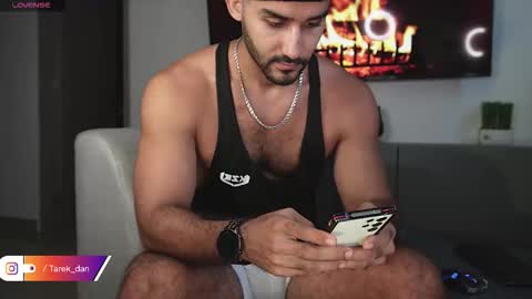 Tarek online show from November 19, 9:46 pm