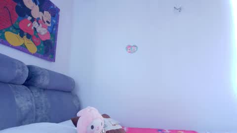 tara rios online show from November 7, 8:00 pm