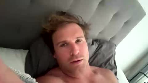 Snapshot of tarzan_thejungleboy chatting on September 12, 1:35 pm Tarzan online show from September 12, 1:35 pm
