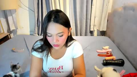 A V A online show from February 23, 4:36 am