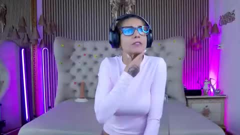 TastyPatricia online show from September 29, 7:18 am