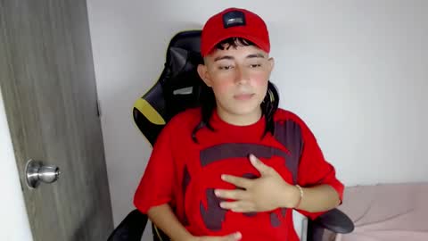 T A T A N online show from November 6, 10:02 pm