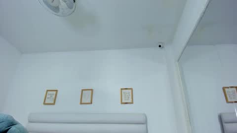 tatiana_arboleda online show from September 22, 2:37 am