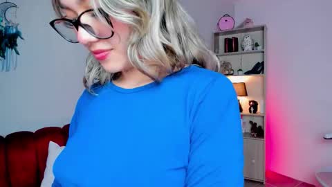tatiana_mendoza online show from October 24, 4:19 pm