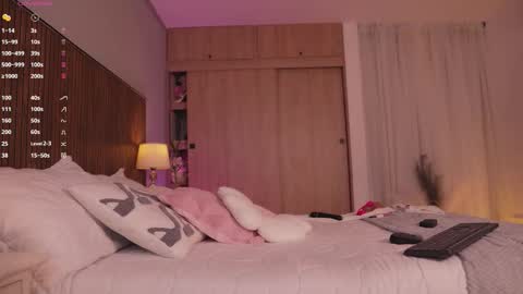 Tatiana      independent girl  online show from February 26, 12:30 pm