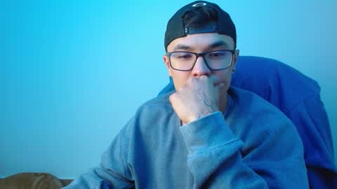 taurus4k online show from February 19, 1:08 am