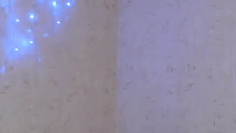 Taya online show from March 3, 7:43 pm