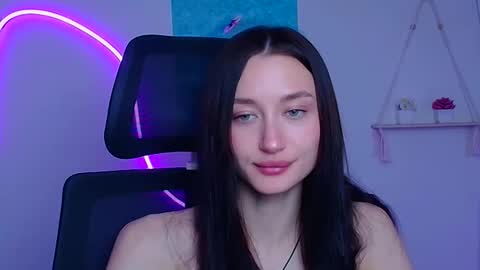 Taya online show from April 23, 11:40 am