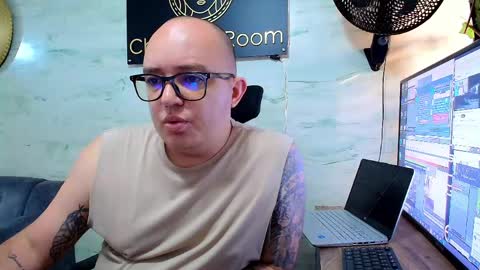     online show from May 1, 12:32 pm