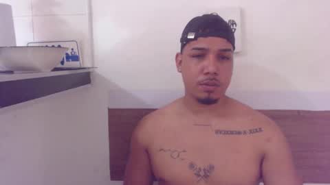 taylor_collins_2 online show from October 11, 2:54 pm