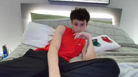 taylorcamz online show from December 15, 2:40 am