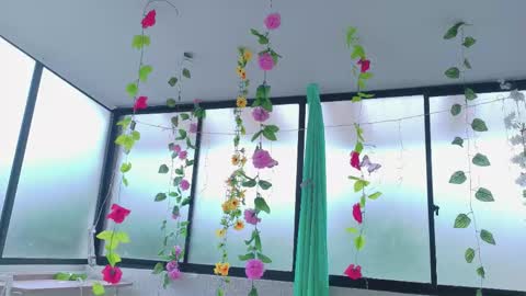 TAYLOR  online show from October 31, 11:43 am