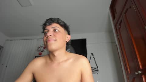 taylorsorf online show from January 16, 2:51 am