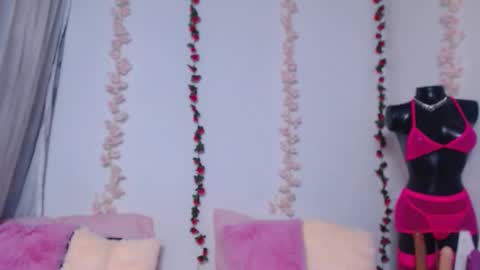 Taylorsweet1111 online show from March 8, 2:15 am