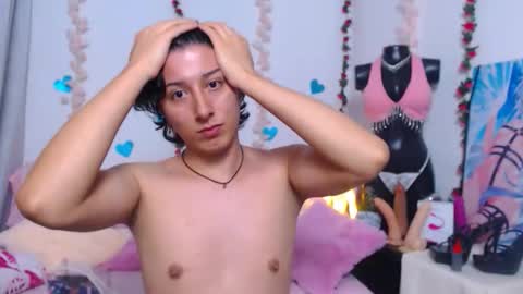 Taylorsweet1111 online show from February 25, 8:18 am