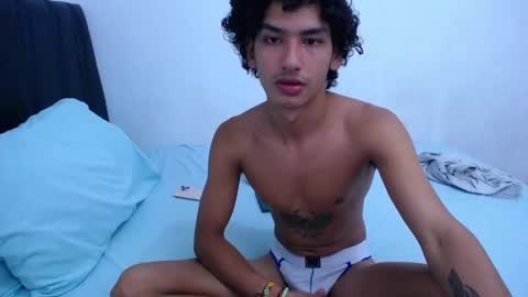 Tayron online show from January 28, 9:40 pm