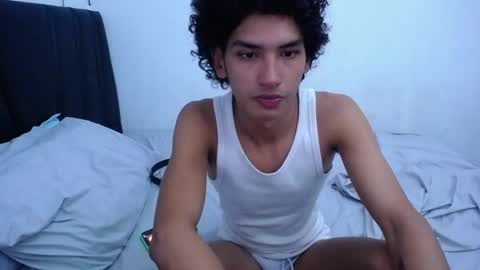 Tayron online show from January 15, 2:17 am