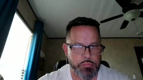 tdhawk87 online show from April 7, 7:05 pm