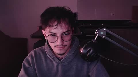 Teo independent model online show from January 9, 3:56 am