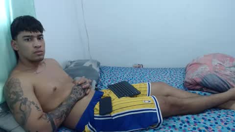 team23hot0 online show from December 2, 8:50 pm