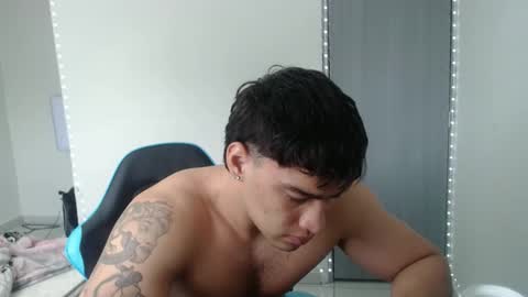 team23hot0 online show from October 23, 6:20 pm