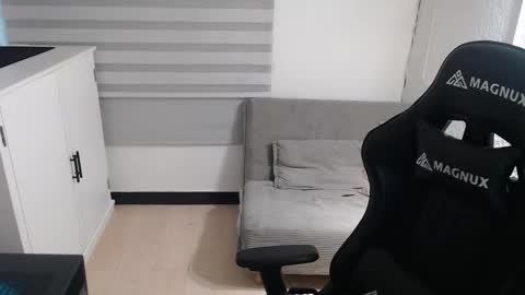 DYNAMITE DUO69 online show from March 16, 11:58 am