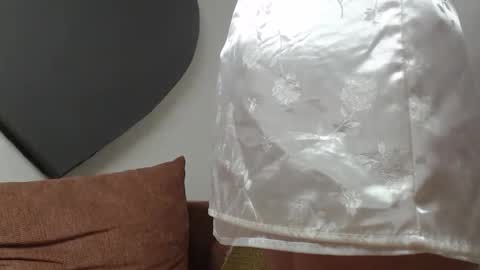 ALICIA--- online show from September 9, 4:45 am