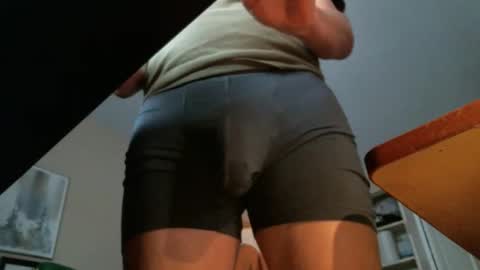 Snapshot of techloot chatting on October 17, 6:56 pm techloot online show from October 17, 6:56 pm