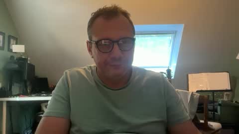 technoboy1975007 online show from June 1, 7:15 pm
