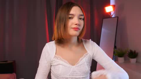 all me precious   online show from March 1, 5:55 am