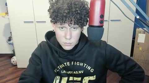 tedhmicro25 online show from February 18, 7:09 pm