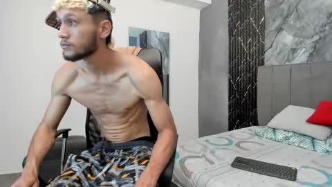 Tedy online show from March 10, 8:13 pm