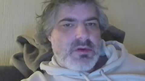 Peter online show from April 9, 2:04 am