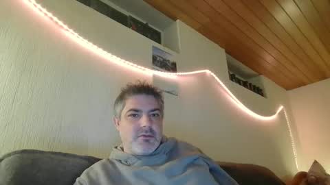 Peter online show from February 4, 7:11 pm