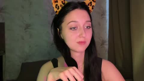 temptingvision online show from April 25, 10:28 am