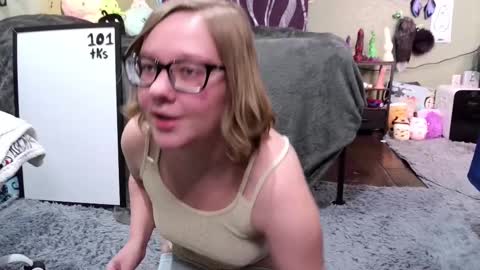 Pixie and Tentacle Overlord online show from February 10, 11:13 pm