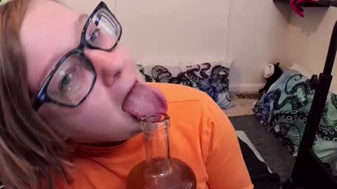 Pixie and Tentacle Overlord online show from October 20, 10:15 pm