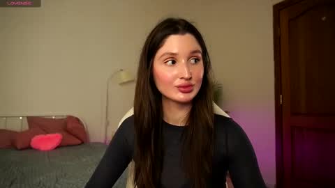 Snapshot of tender_babyy chatting on February 23, 10:49 am Sexy girl Li online show from February 23, 10:49 am