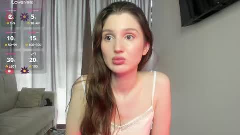 Amina online show from June 11, 11:41 am